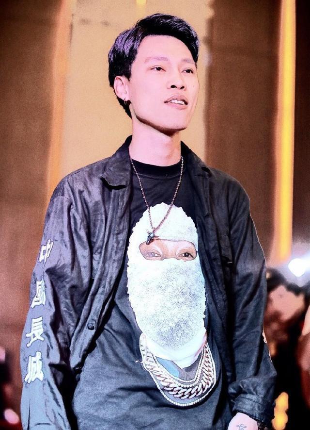 ”卢大雨买了爆款歌却买不回人生麻将胡了事