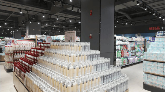 一城店11月28日“学习胖东来”调改开业PG麻将胡了2模拟器就在龙海！永辉超市美(图5)